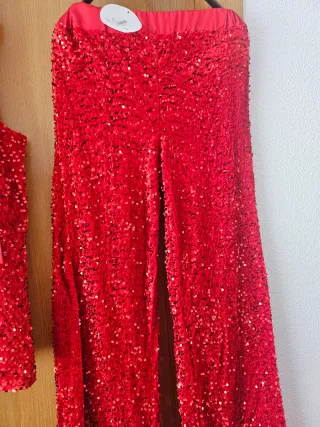 Traje lentejuelas rojo
