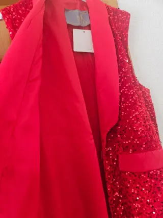 Traje lentejuelas rojo