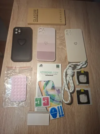 Set di accessori per iPhone 11 Pro Max nuovi