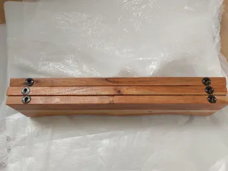 3 Baldas de madera de acacia para pared.
