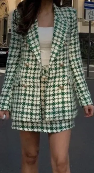 Traje Zara Chaqueta y Falda Cuadros