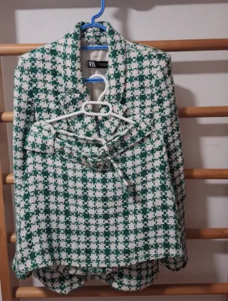 Traje Zara Chaqueta y Falda Cuadros