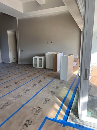 Renovación moderna: Azulejos y suelo