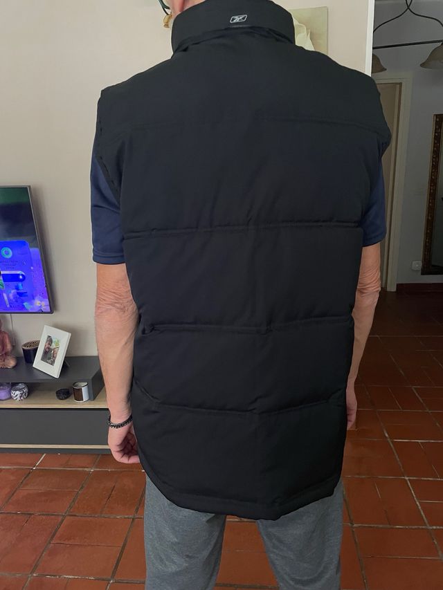 Gilet imbottito Reebok nero bello nuovo