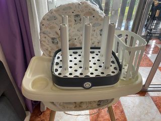 Esterilizador y calienta biberones NUK