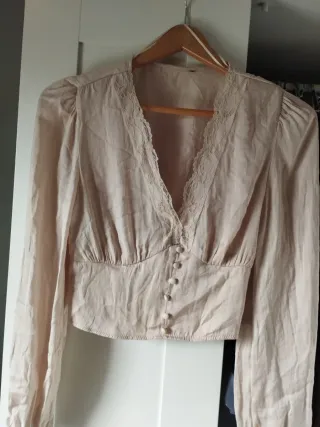Camisa  lencera raso beige manga larga