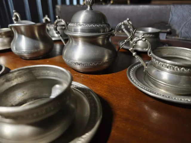 Set da tè in peltro fine di alta qualità