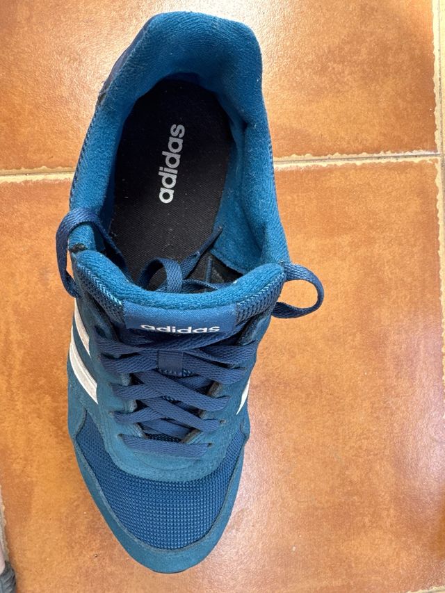 Zapatillas Adidas vintage clasicas Azul y Rojo