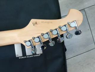 Guitarra Eléctrica Sunburst