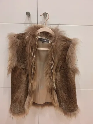 Chaleco de pelo de conejo