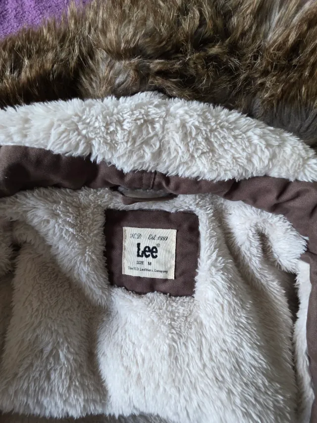 Parka Lee forrada borrego marrón