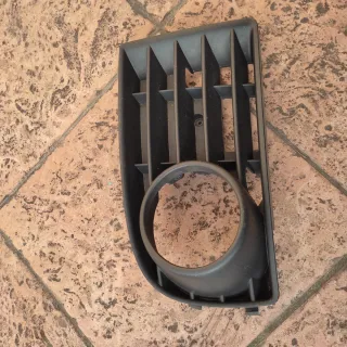 Griglia originale fendinebbia Golf 5