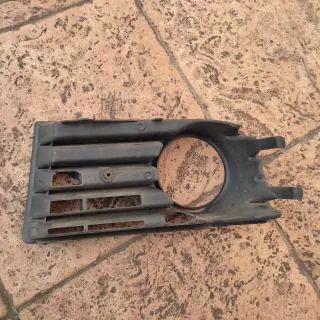 Griglia originale fendinebbia Golf 5