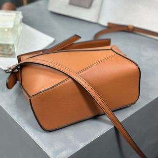 Bolso Loewe Marrón Piel