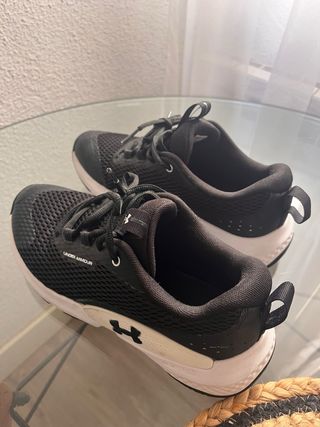 Zapatillas deportivas Under Armour negras