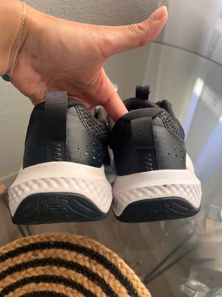 Zapatillas deportivas Under Armour negras