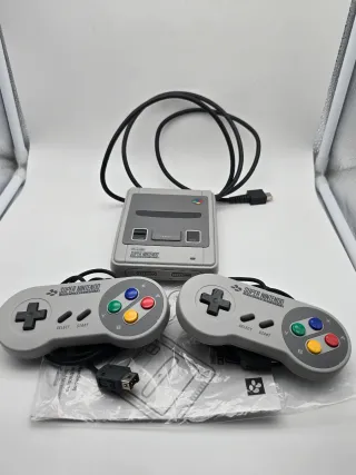 Super Nintendo Classic Mini Console Originale
