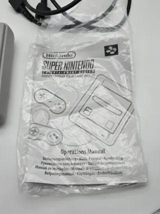 Super Nintendo Classic Mini Console Originale