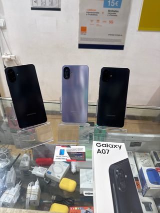 Samsung Galaxy A07 Negro/Morado