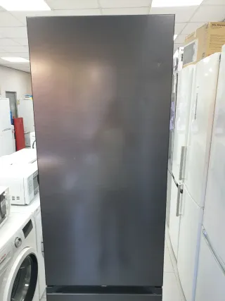 Nevera Samsung 2m nueva con tara