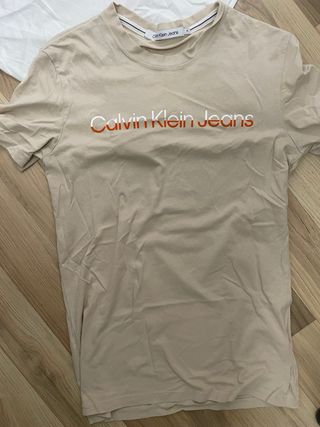 camisetas de varias marcas, Calvin Klein ,Raw, ...