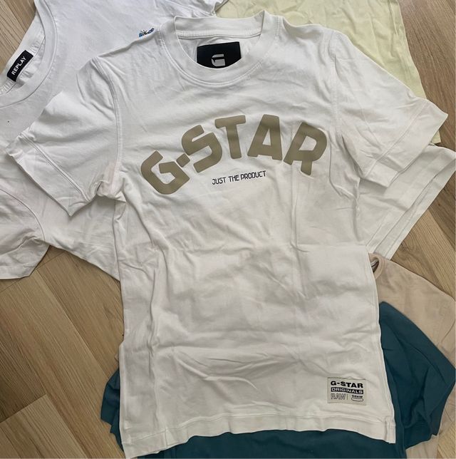 camisetas de varias marcas, Calvin Klein ,Raw, ...