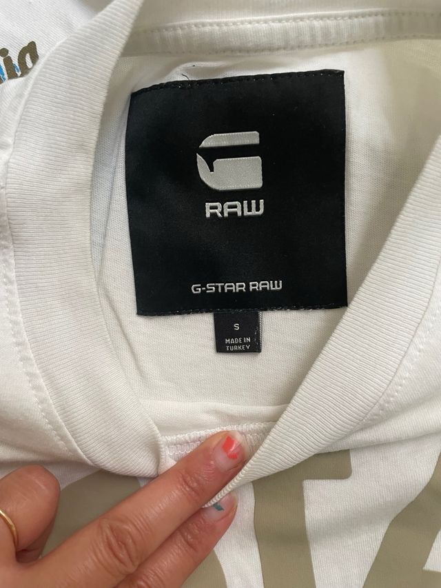 camisetas de varias marcas, Calvin Klein ,Raw, ...