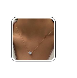 Gargantilla fina dorada y colgante corazón cristal