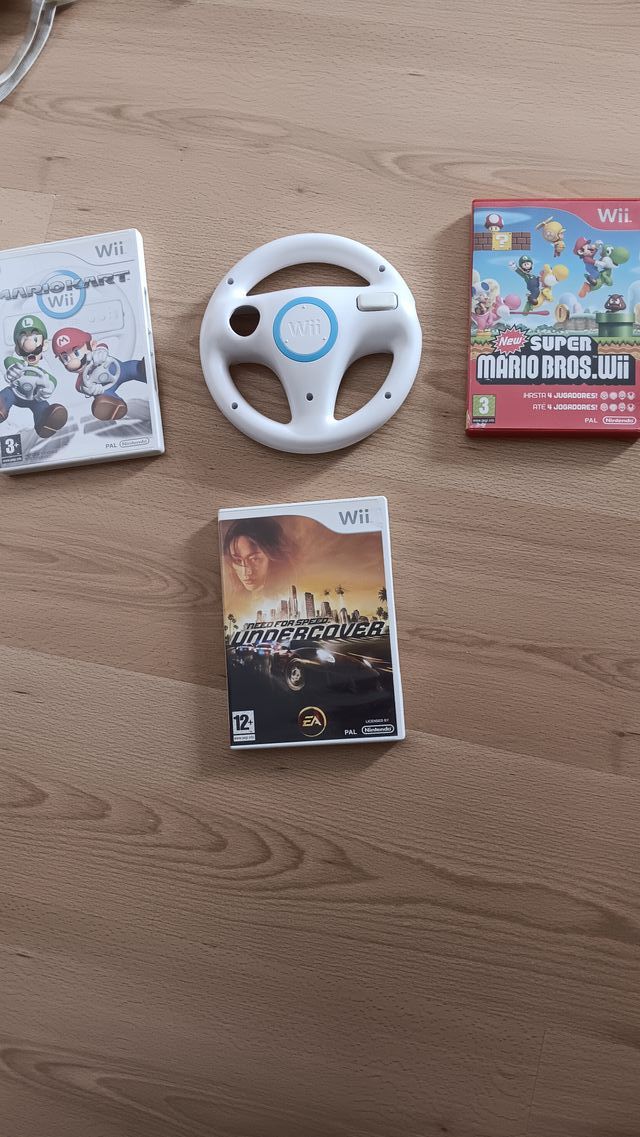 Consola Wii con juegos y accesorios