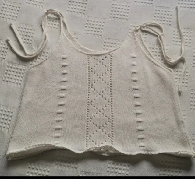 Top tejido blanco con tirantes