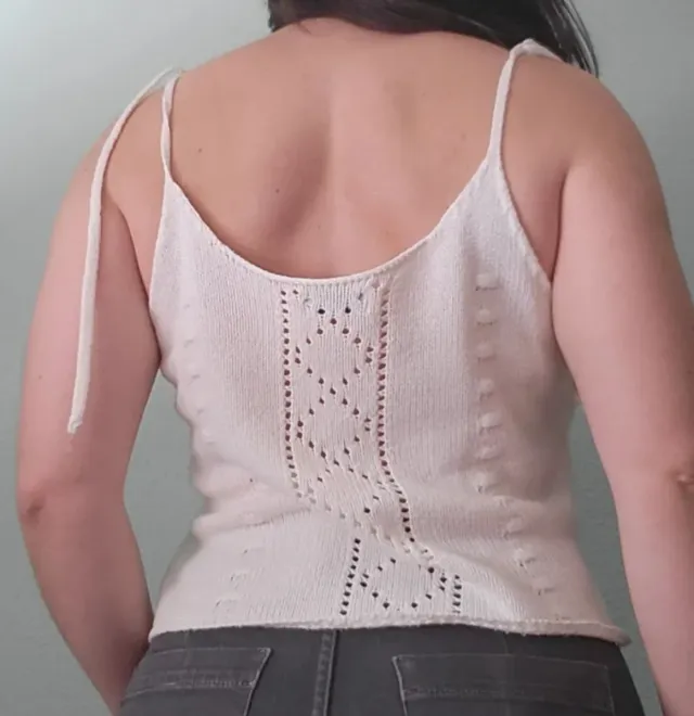 Top tejido blanco con tirantes