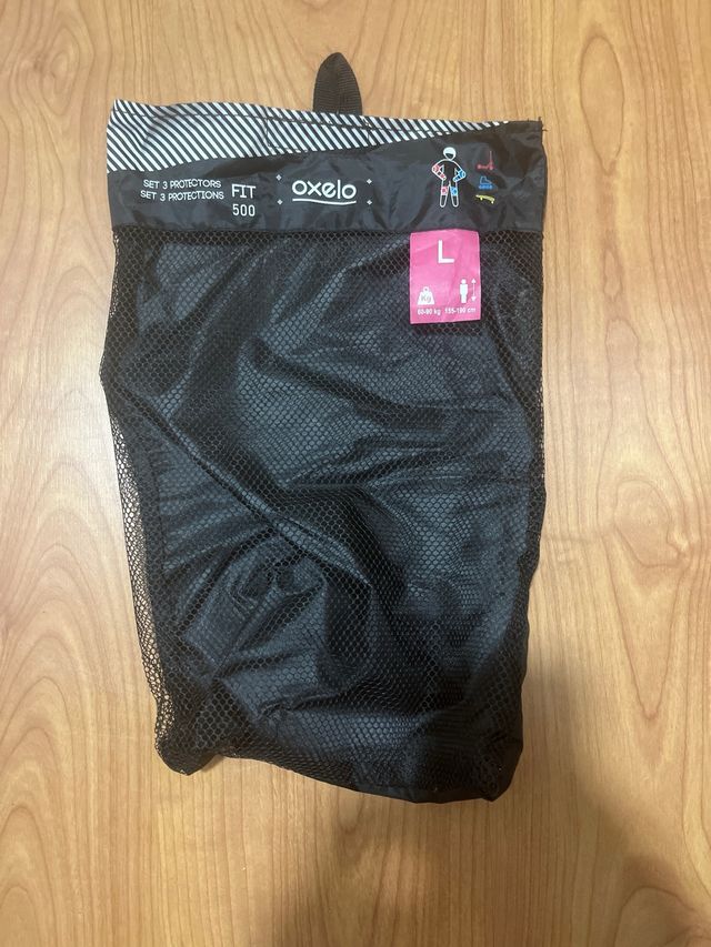 Patines Oxelo Talla 37 Blancos y Protecciones