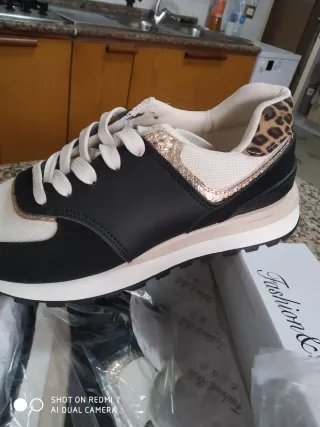 Scarpe Fashion & Bella nuove nere oro