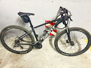 Bicicleta Giant Talon