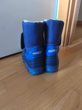 Botas nieve niño/niña talla 30 casi nuevas