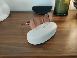 Gafas de sol Tous doradas y rosas