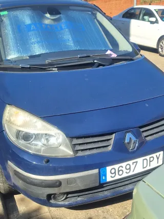 Renault Grand Scenic 2005
