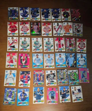 Lote 83 Cromos Adrenalyn XL FIFA 365