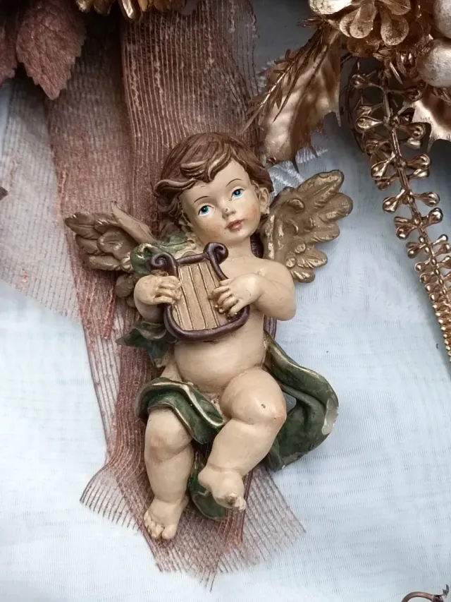 Ghirlanda con Angelo  Fatta a mano.