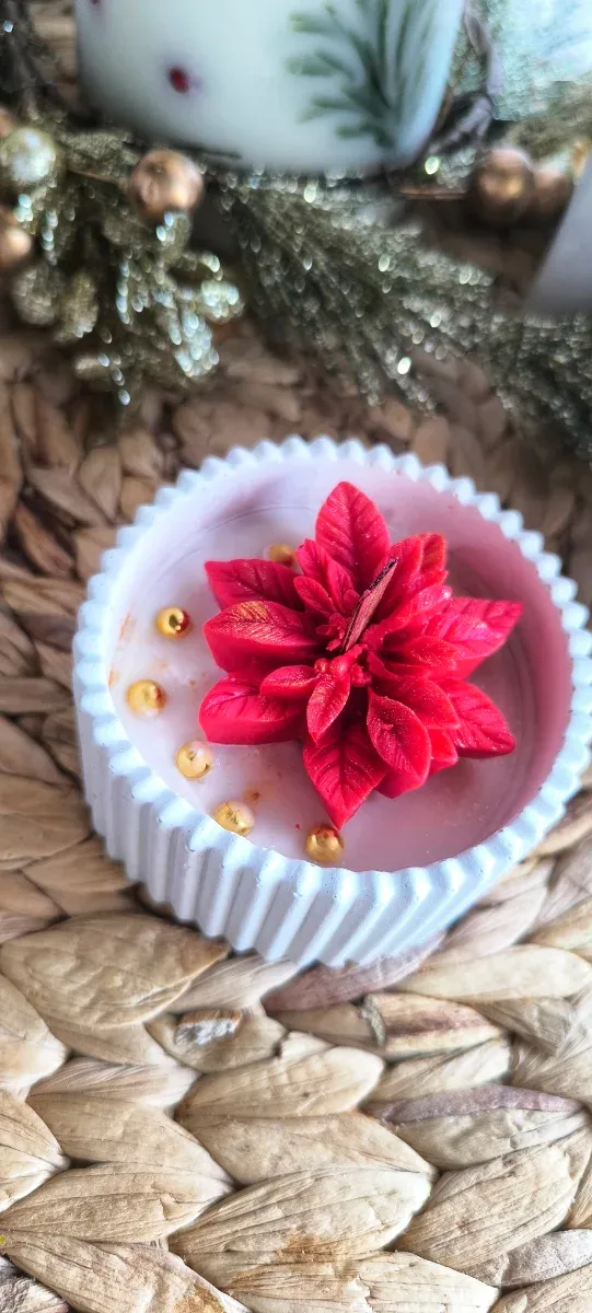 Vela artesanal flor de pascua