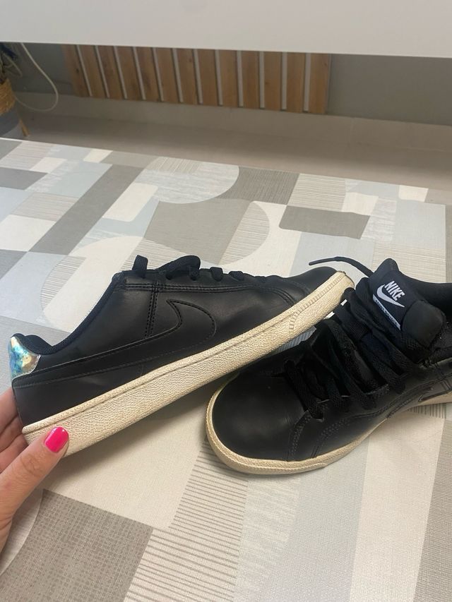 Zapatillas Nike Court Royale Talla 40 Negras