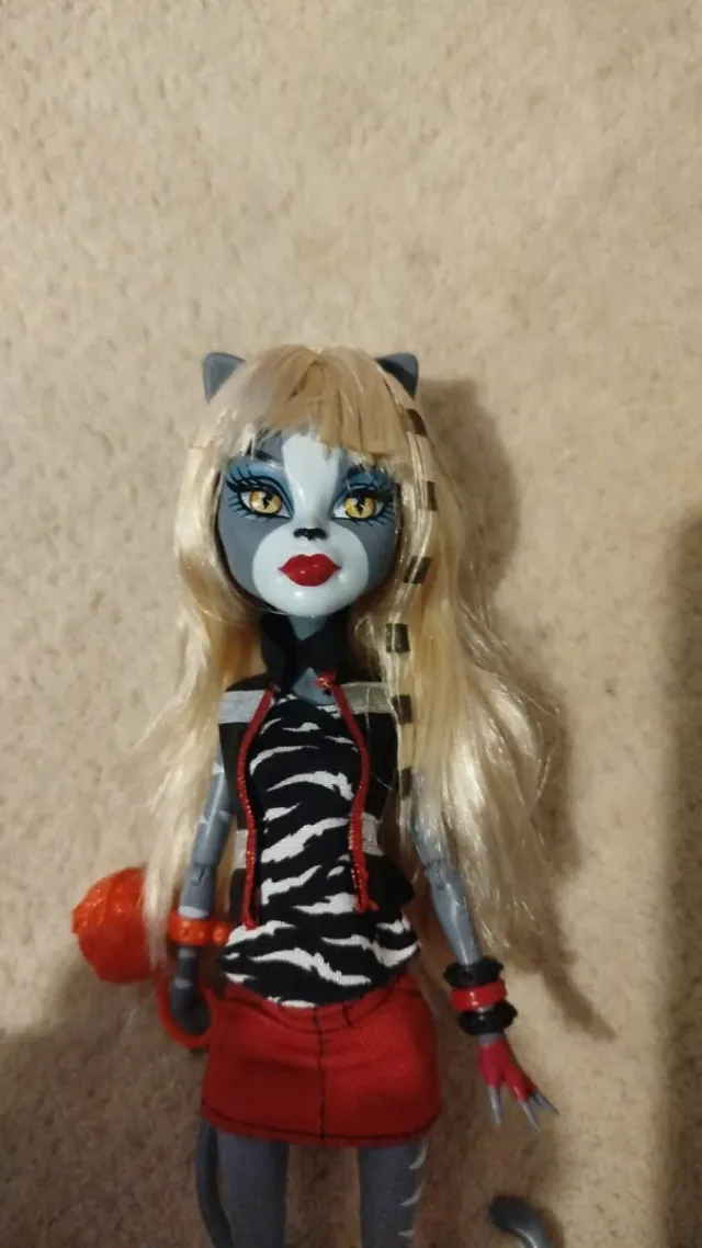 Meowlody y Purrsephone Monster High
