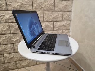 Laptop  HP  15.6" i7 256GB SSD 32GB RAM WIN11