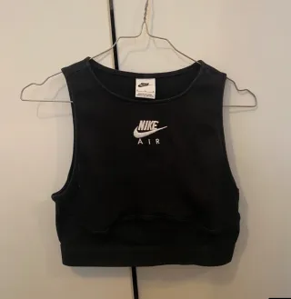 Top Nike Air Negro Talla M