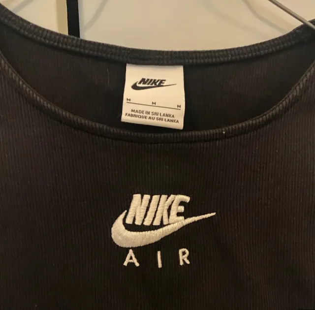 Top Nike Air Negro Talla M