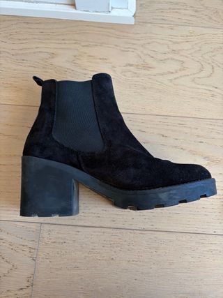 Botines de tacón negros