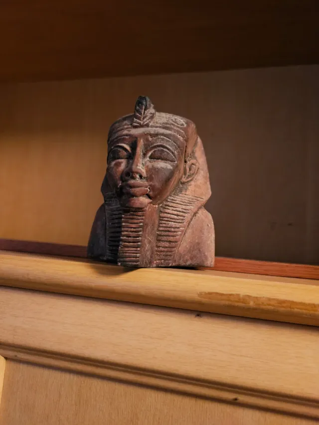 Estatuilla Egipcia Antigua