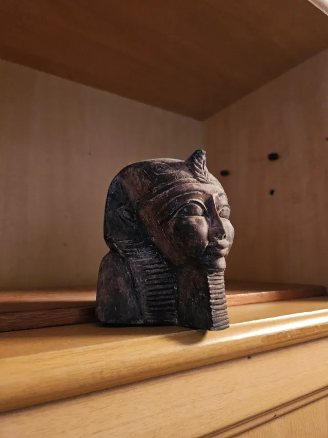 Estatuilla Egipcia Antigua