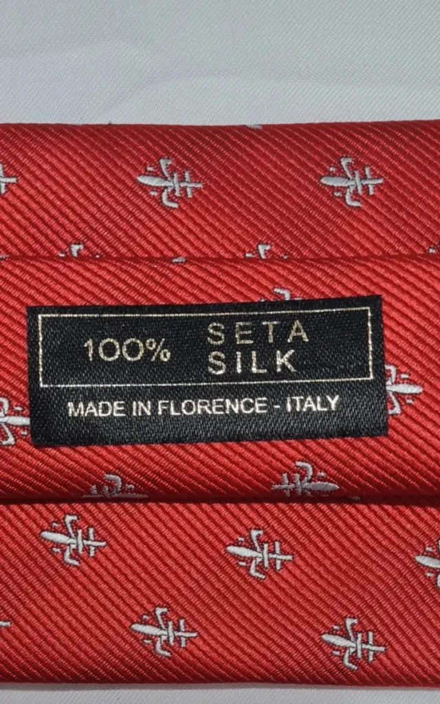 Cravatta italiana in seta rossa Giglio Fiorentino