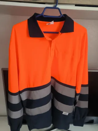 Camiseta de trabajo.